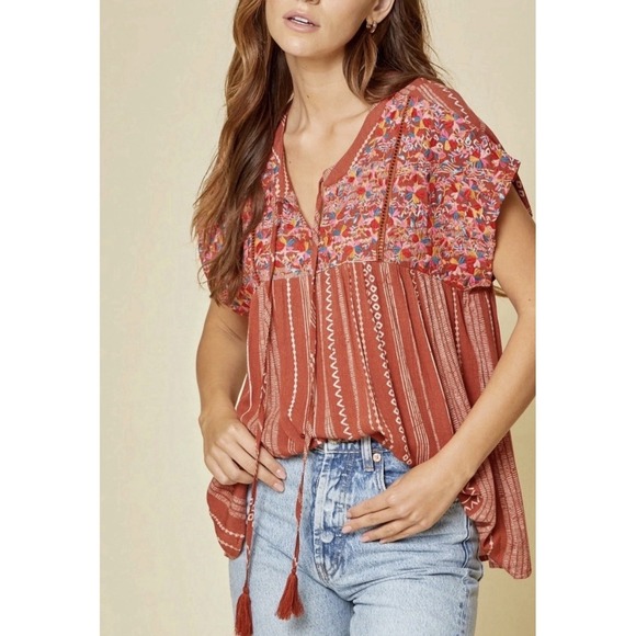 Savanna Jane Tops - Savanna Jane Brown Cream Floral Embroidery Top Sz M NWT Western Boho Festival
